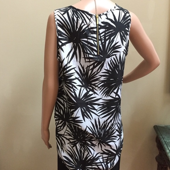 Michael Kors Black And White Sleeveless Tunic - Picture 4 of 5